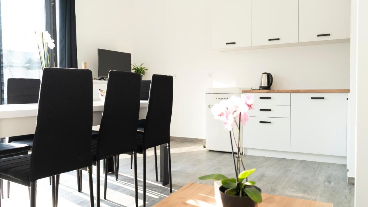 Osada Sluszewo - Apartamenty Restauracja Wydarzenia Gniewino Esterno foto