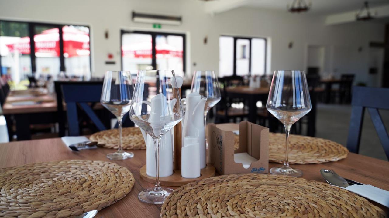 Osada Sluszewo - Apartamenty Restauracja Wydarzenia Gniewino Esterno foto